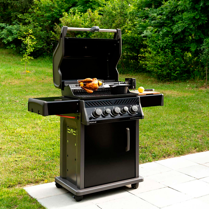 Гриль газовый Napoleon Rogue-425 RSB черный