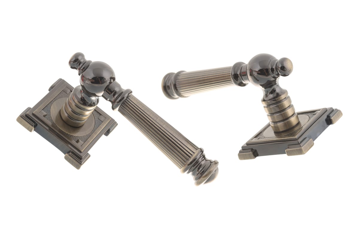 Ручка дверная Renz Валенсия DH 69-19 AB