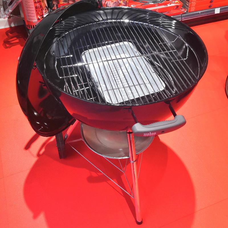 Гриль угольный Weber Classic Kettle, 57 см черный