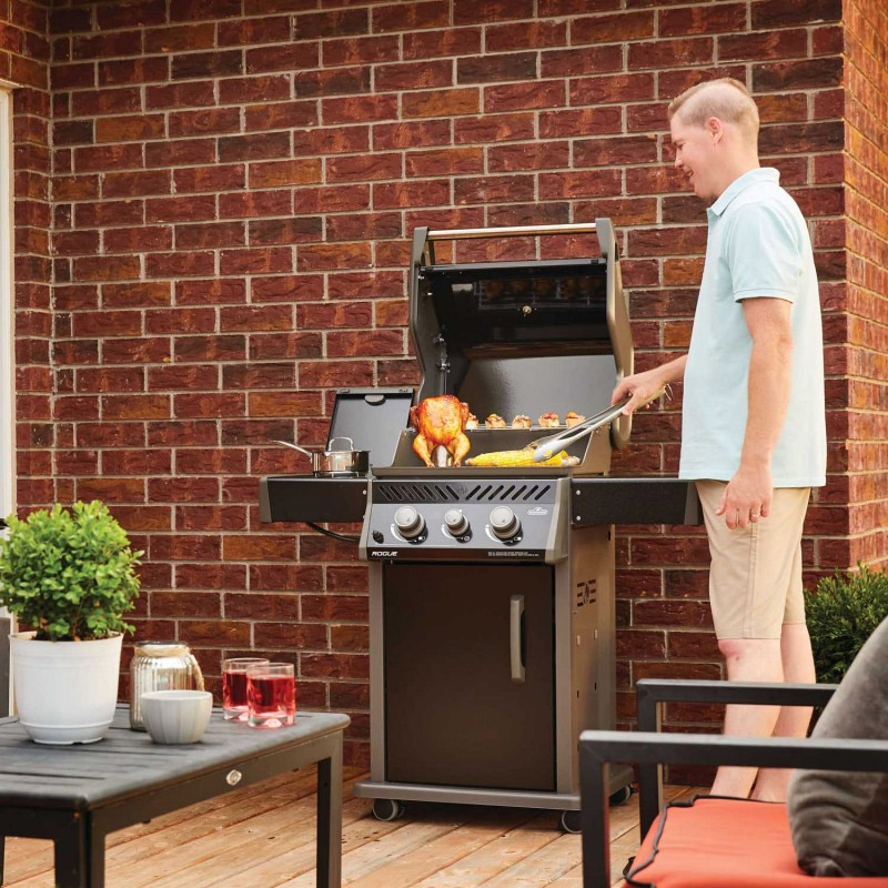 Гриль газовый Napoleon Rogue-365 SB черный