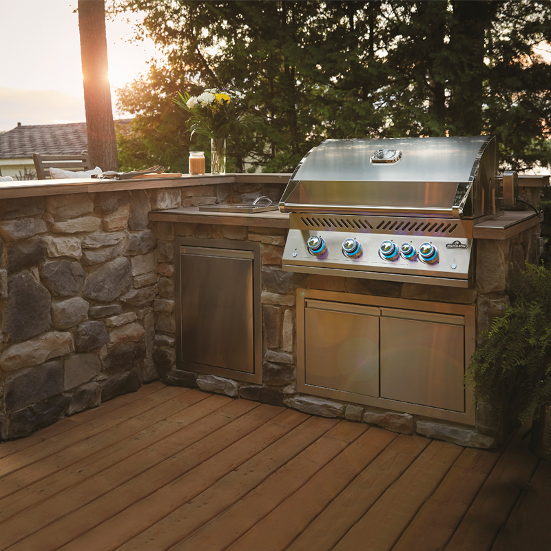 Гриль встраиваемый Napoleon BIG-32“ (с вертелом)