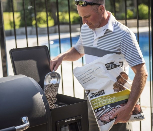 Гриль пеллетный BROIL KING CROWN 400